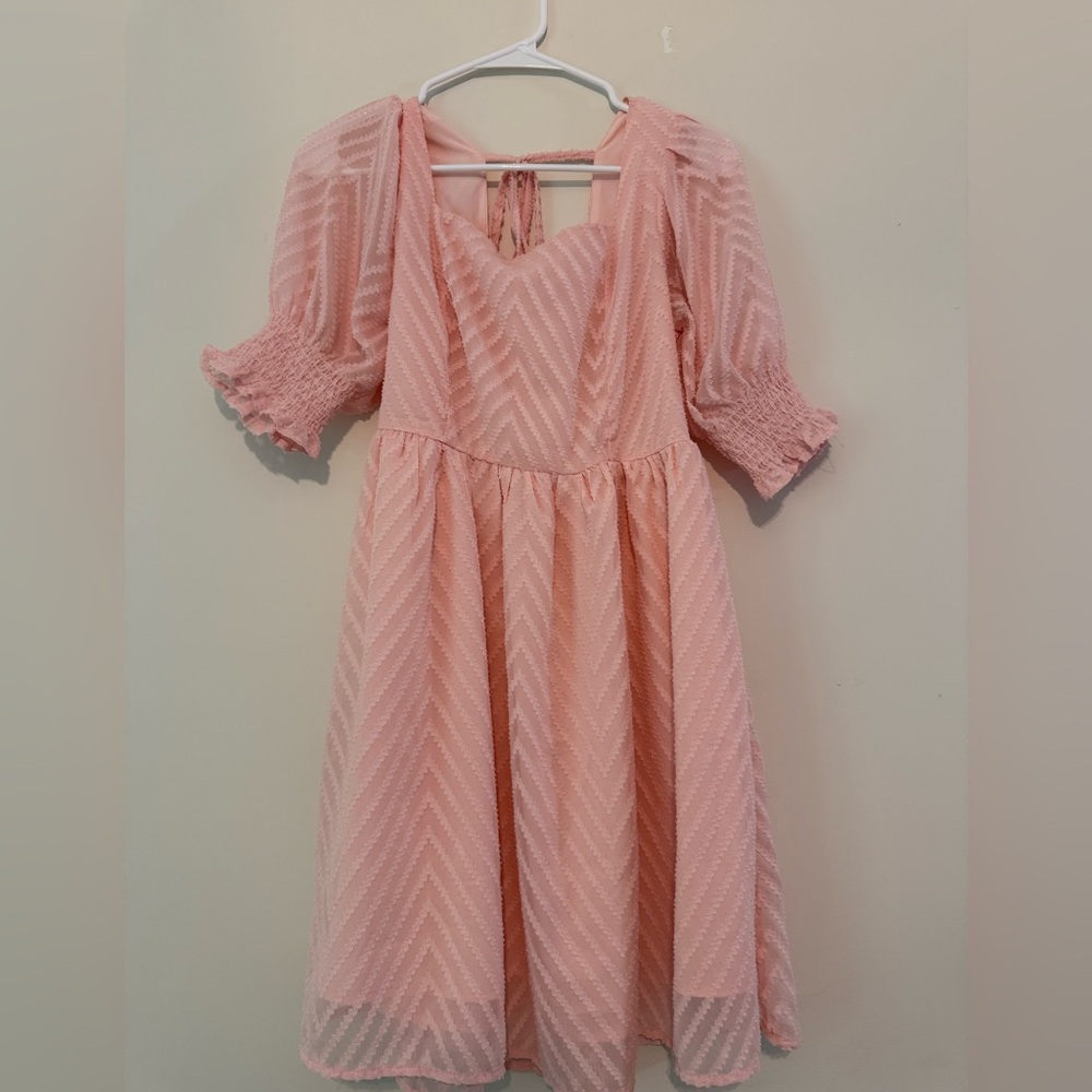 pink dress